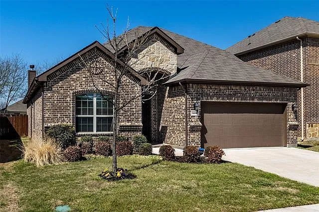 12857 Palancar Dr — Photo 2