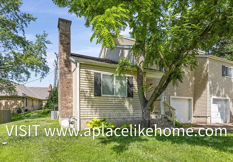 9702 Shepherds Dr #B — Photo 3