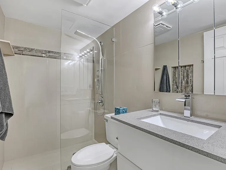 5600 N Flagler Dr #1510 — Photo 16