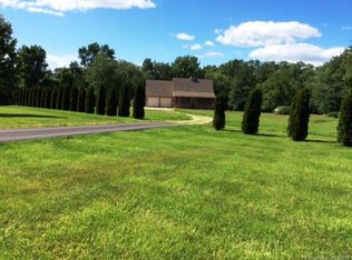 175 Squaw Rock Rd, Moosup, CT 06354