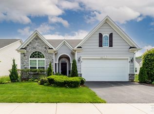 1395 Colchester Ln, Aurora, IL 60505