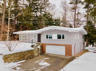 8 Green St, Springvale, ME 04083