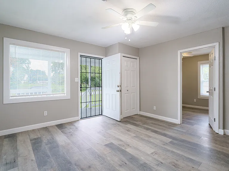 4005 White St — Photo 13