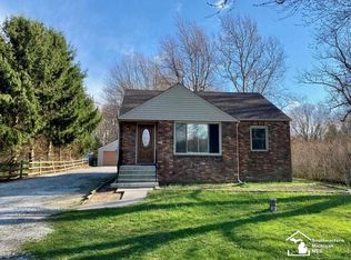 3635 Smith Rd, Lambertville, MI 48144