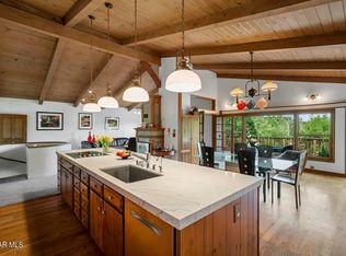 301 E Upper Lake Rd, Thousand Oaks, CA 91361