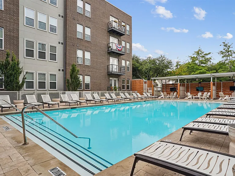 Resort-Style Pool