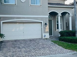 1267 Rose Gate Blvd, Riviera Beach, FL 33404