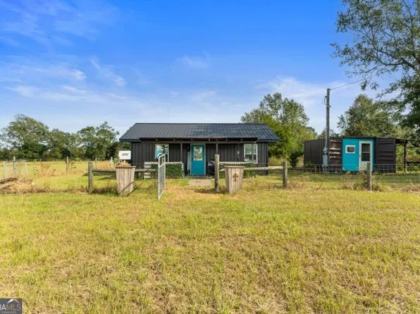 1031 Scotts Store Rd, Millen, GA 30442
