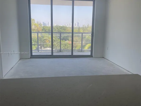 13800 Highland Dr #507, North Miami Beach, FL 33181