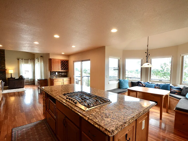 5375 Lanagan St — Photo 5