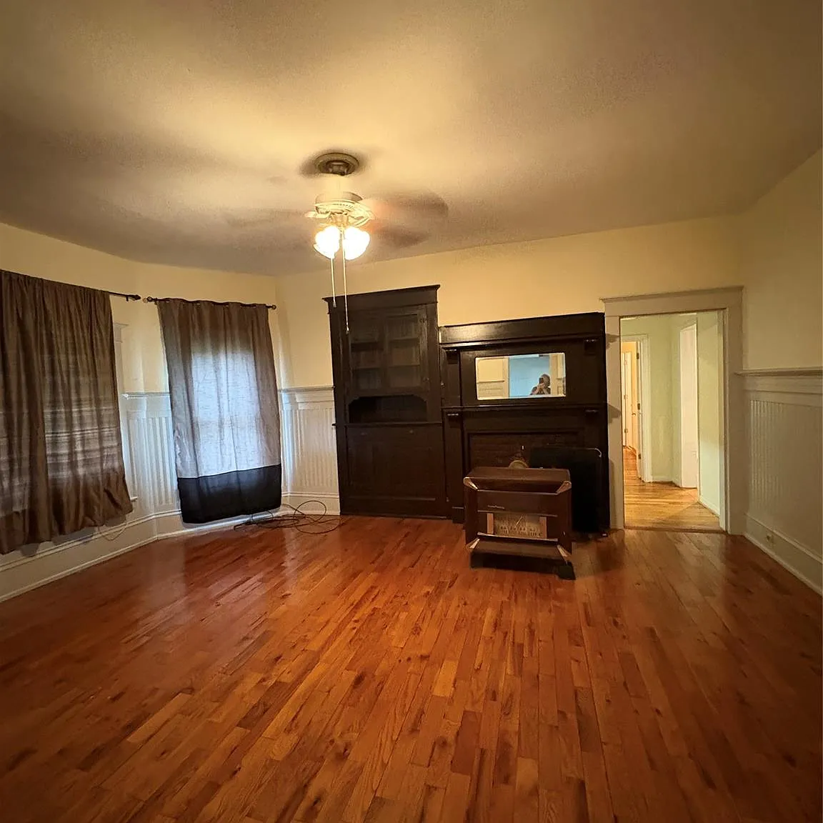 1 bed, 1.5 bath, $1,400 — Photo 3