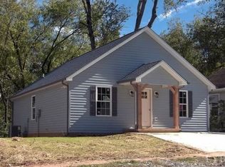 837 Old Forest Rd, Lynchburg, VA 24501