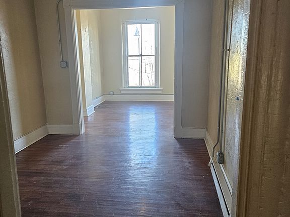 3rd image of 1710 Central Ave #3