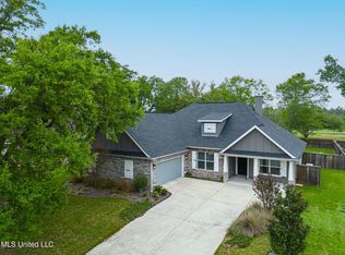 11956 Ol Oak Dr, Gulfport, MS 39503