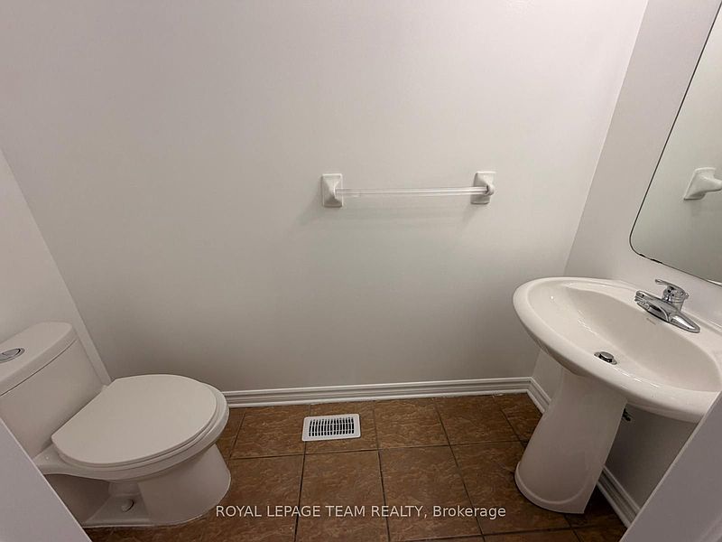 Ottawa House for rent - 3 Bedrooms — photo 3