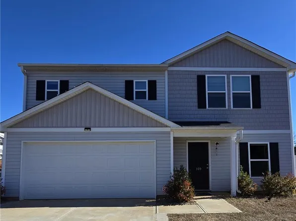 109 Lynne Ave, King, NC 27021