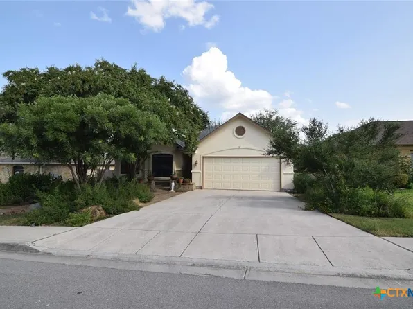 1435 Allison Dr, New Braunfels, TX 78130