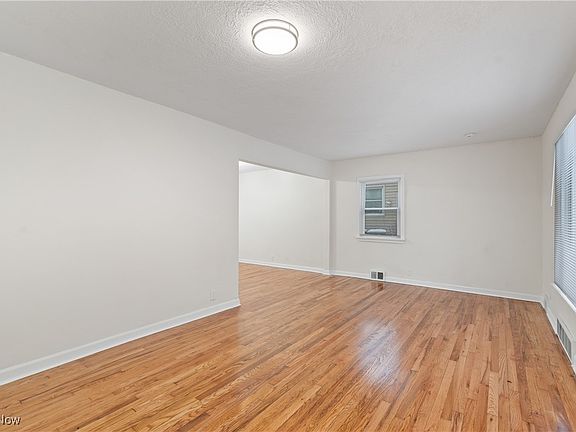 4th image of 1184 Orlando Ave