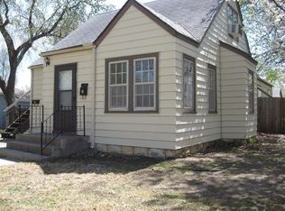 539 W 3rd St, Junction City, KS 66441