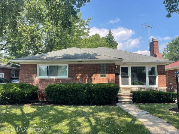 17073 Ego Ave, Eastpointe, MI 48021