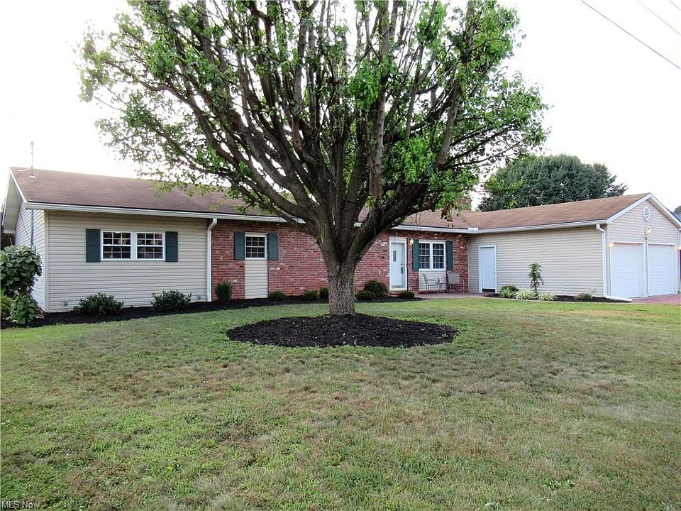 1st image of 114 Belaire Dr