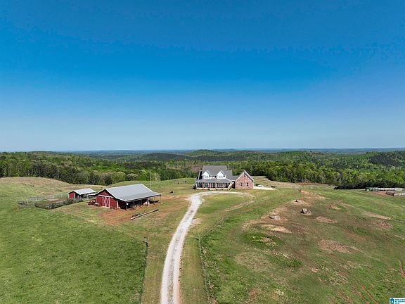 2nd image of 130 Kelly Rd