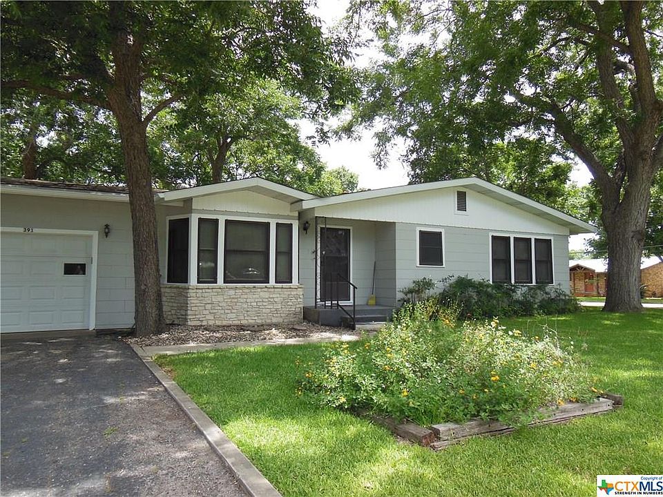 1st image of 391 Oakcrest Dr
