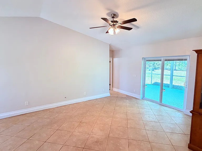 20515 Macon Pkwy — Photo 16