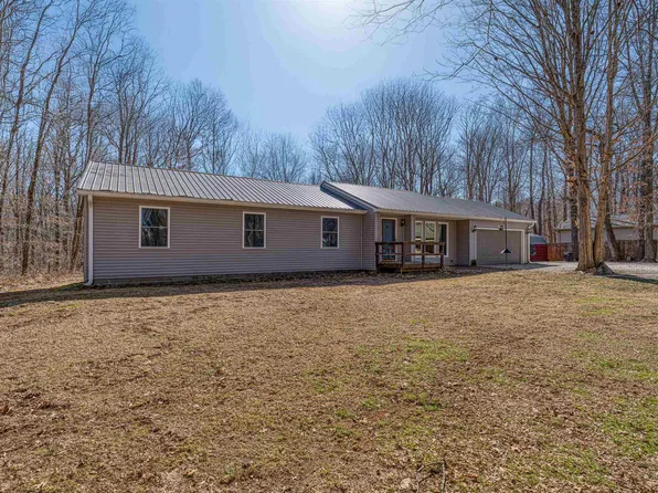 1511 W Shelton Rd, Boonville, IN 47601