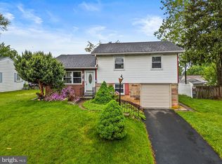 129 Henry Rd, Enola, PA 17025