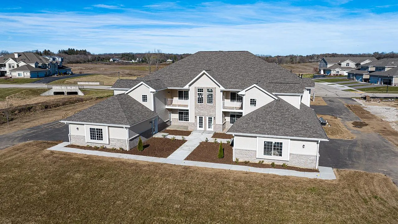 1633 Grey Fox TRAIL #D photo 1