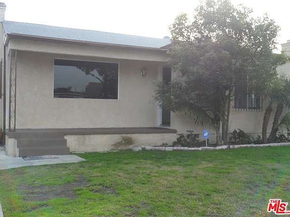 2nd image of 2716 W 82nd St