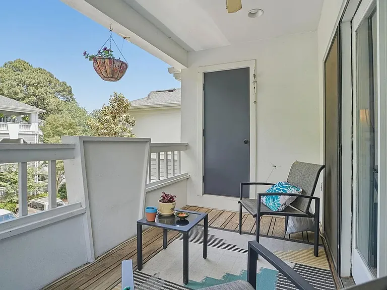 700 Bishops Park Dr #306 — Photo 28
