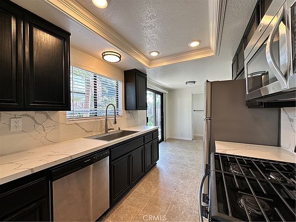 5th image of 16592 Jib Cir #B