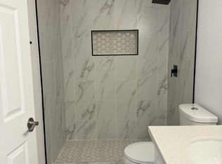 2400 Duck Arrow Cir, Las Vegas, NV 89106