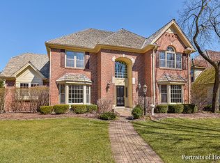 471 Country Club Ln, Glen Ellyn, IL