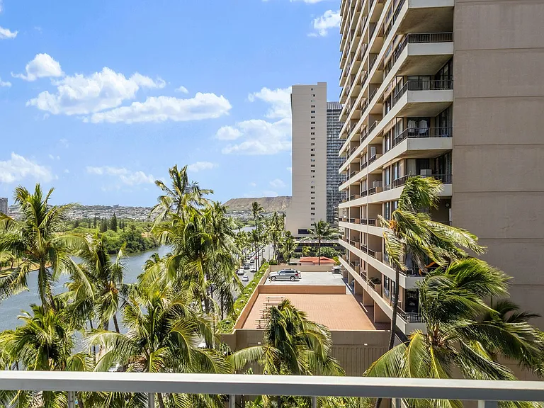 2115 Ala Wai Blvd #804 — Photo 20