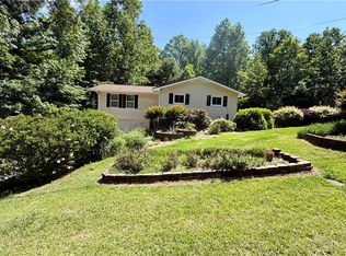 410 S Hogan Dr, Westminster, SC 29693