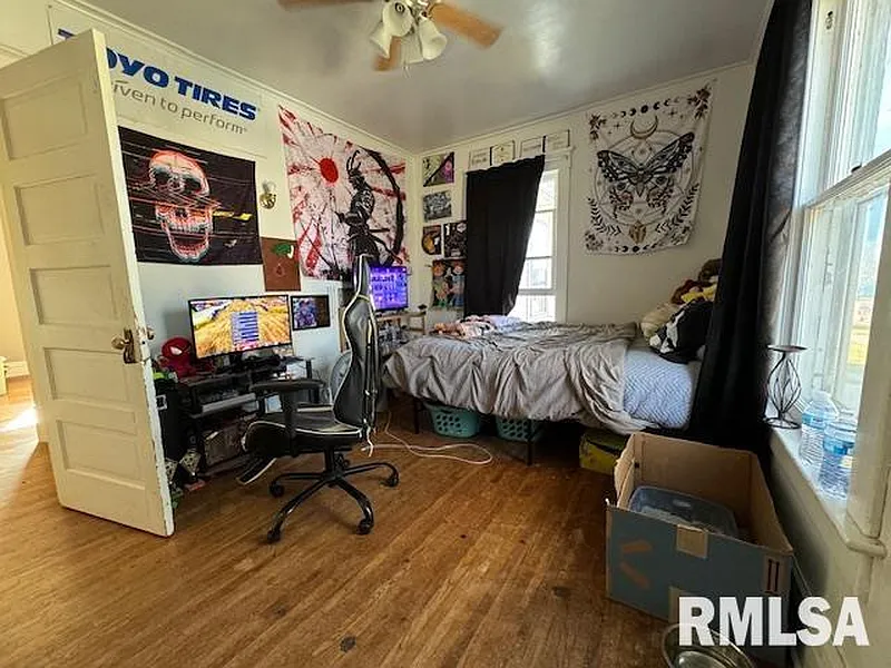 Thumbnail 10
