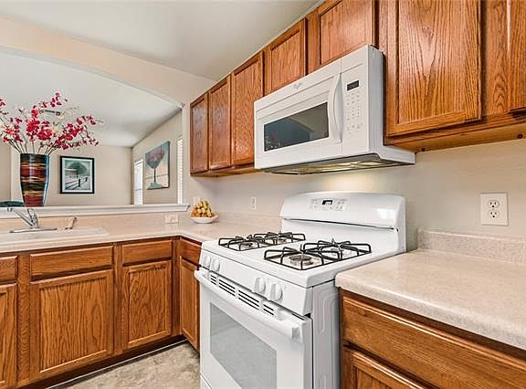 4th image of 189 Opal Lake Dr