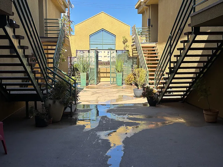17450 Burbank Blvd #210 — Photo 12