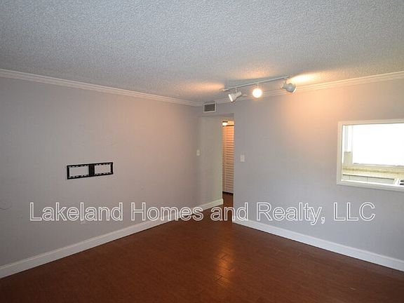 5th image of 1005 S New York Ave APT 7