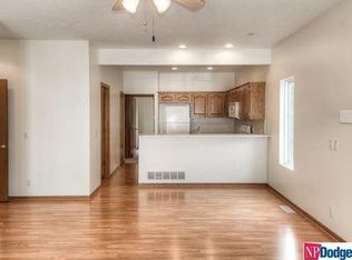 3075 S 35th Ave, Omaha, NE 68105