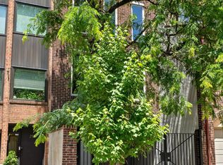 235 Monroe St, Philadelphia, PA 19147