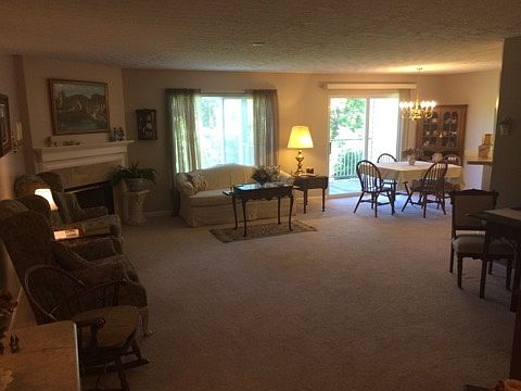 2nd image of 1604 Ashley Ct APT 202