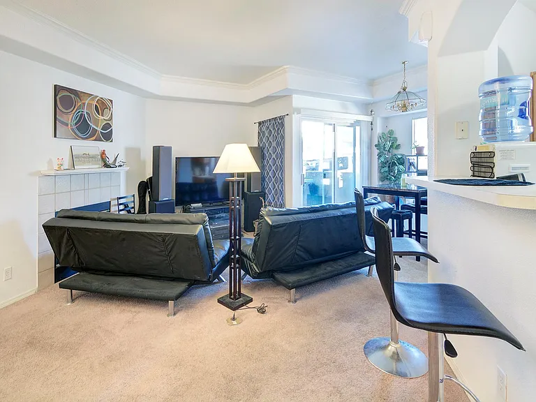 3830 Strawberry Field Grv #B — Photo 4