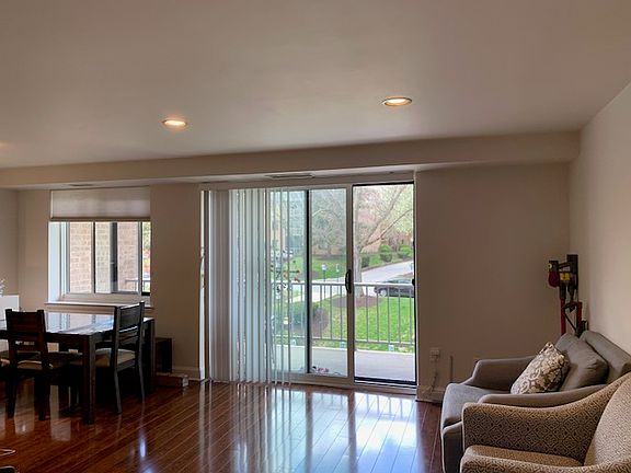 5th image of 1637 Oakwood Dr #S-317