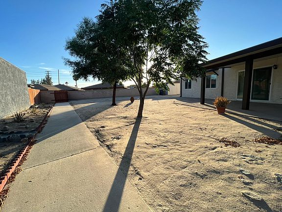 5th image of 321 Laguna Ave