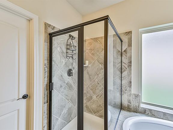 2nd image of 15203 Flintridge Lake Ln