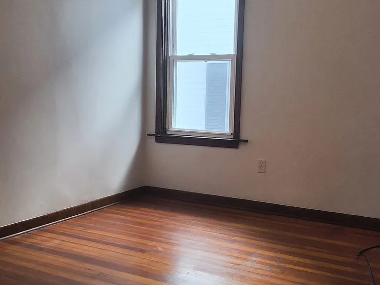 560 William St #1 — Photo 8